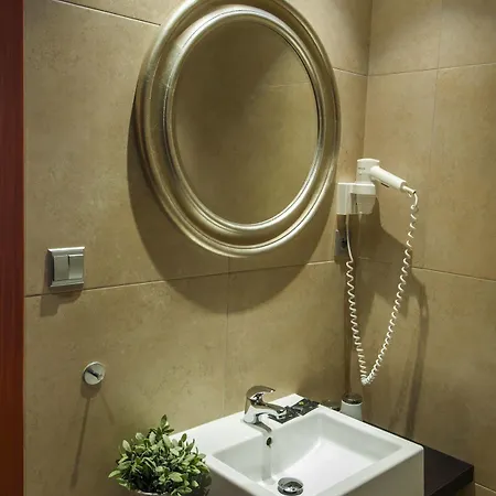 Rango Hotel 3*